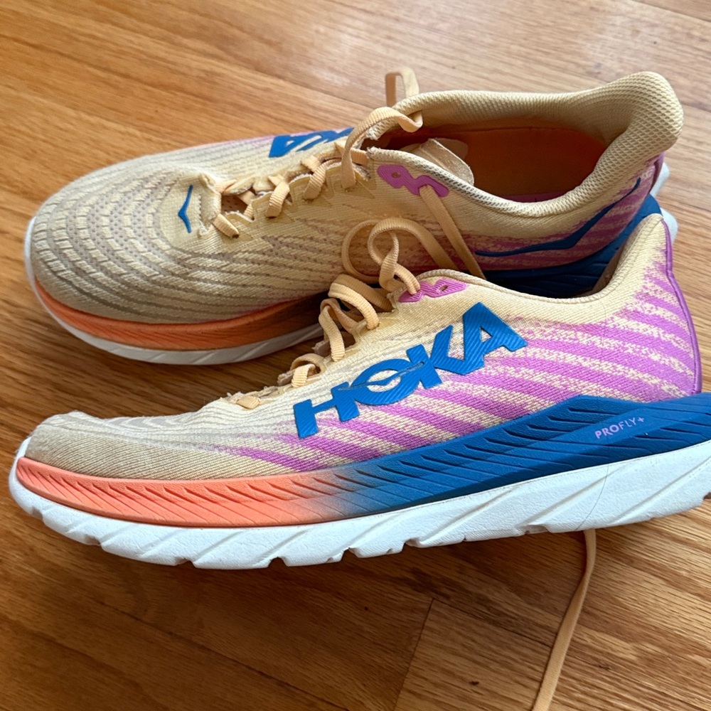 Hoka One One Women's Sneakers in Beige, Blue, and Pink 9.5B